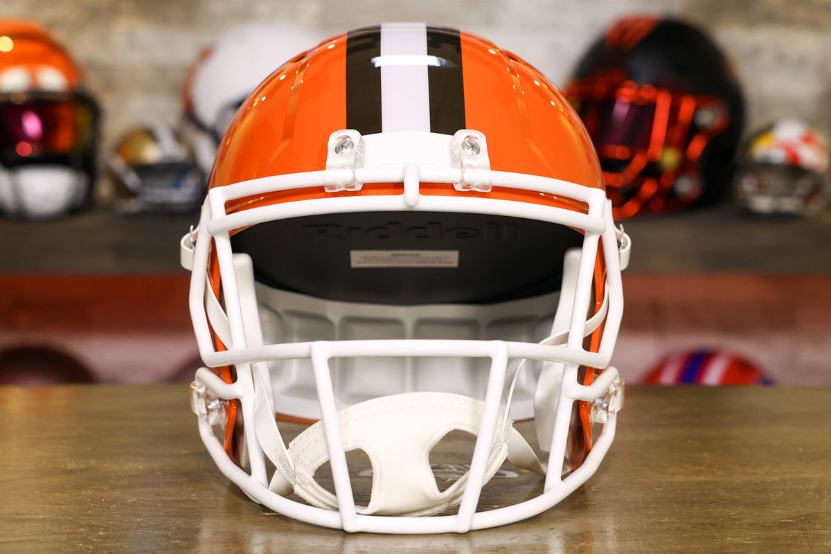 Cleveland Browns Authentic Speed 1975 - 2005, Throwback Helmets, NFL, Collectibles, Open Catalogue