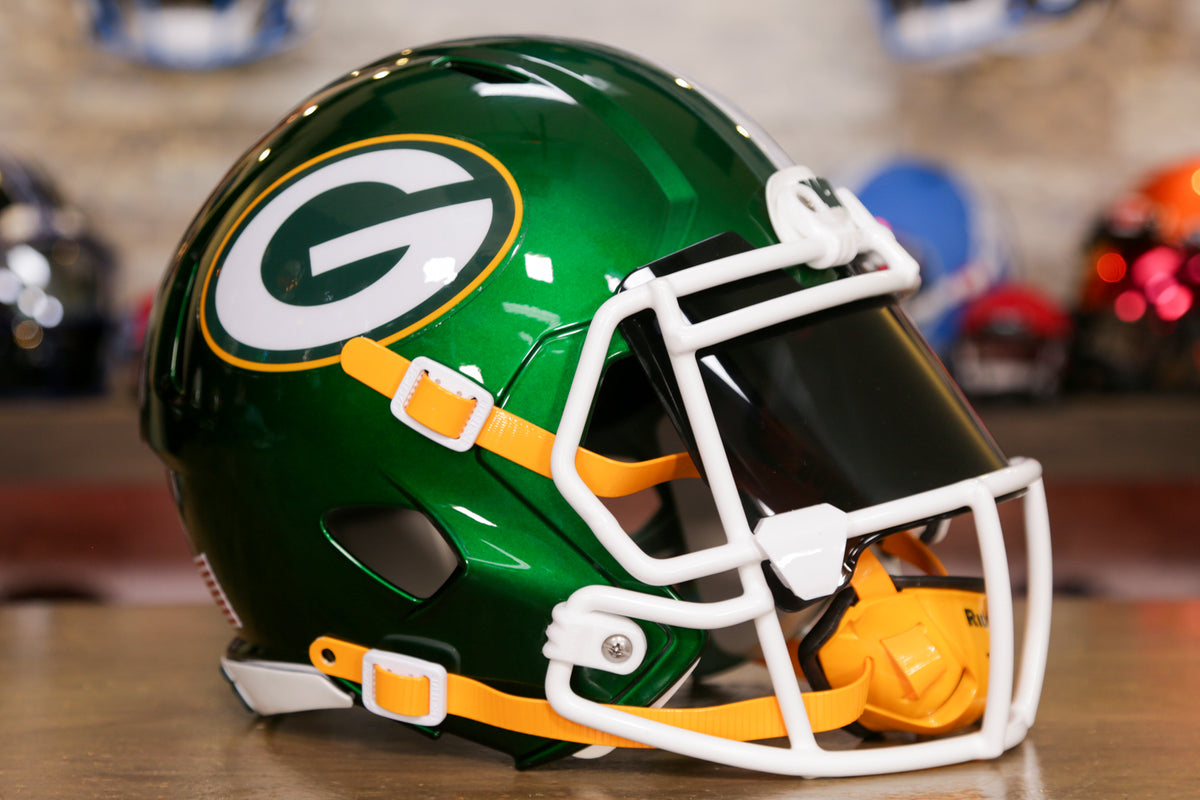 Green Bay Packers Concept Helmet  Cool football helmets, Football helmets, Green  bay packers fans