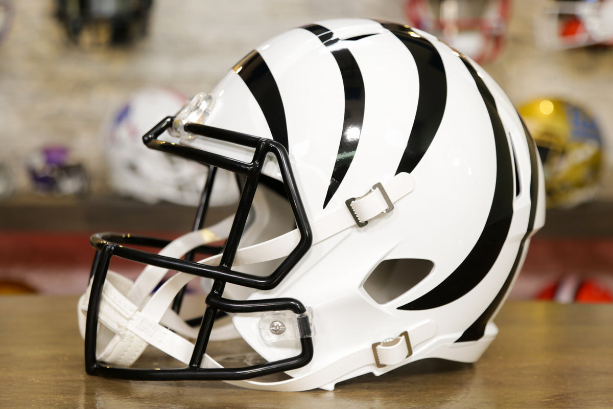 NFL world reacts to amazing Cincinnati Bengals alternate helmet