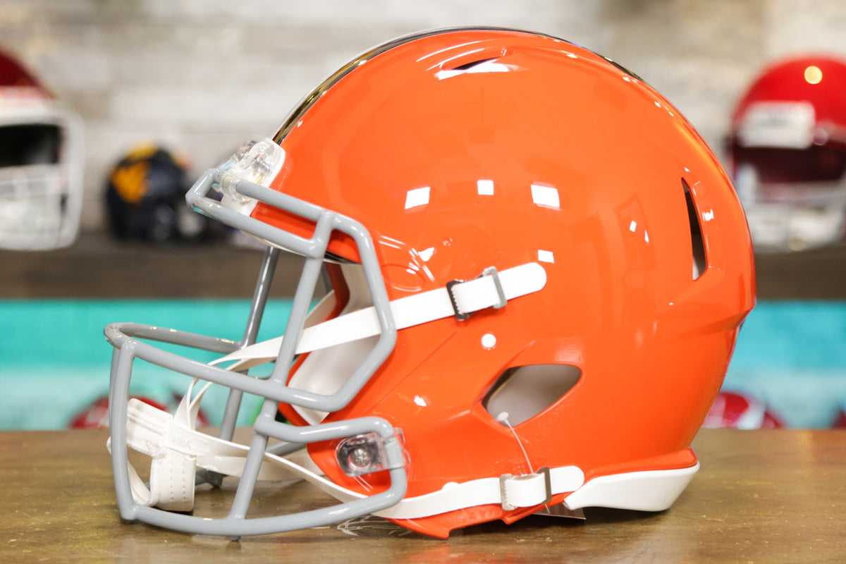 Retro Cleveland Browns Helmet Art