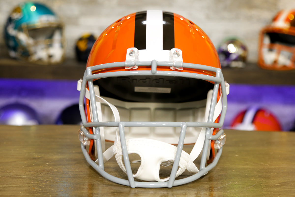 Retro Cleveland Browns Helmet Art - Row One Brand