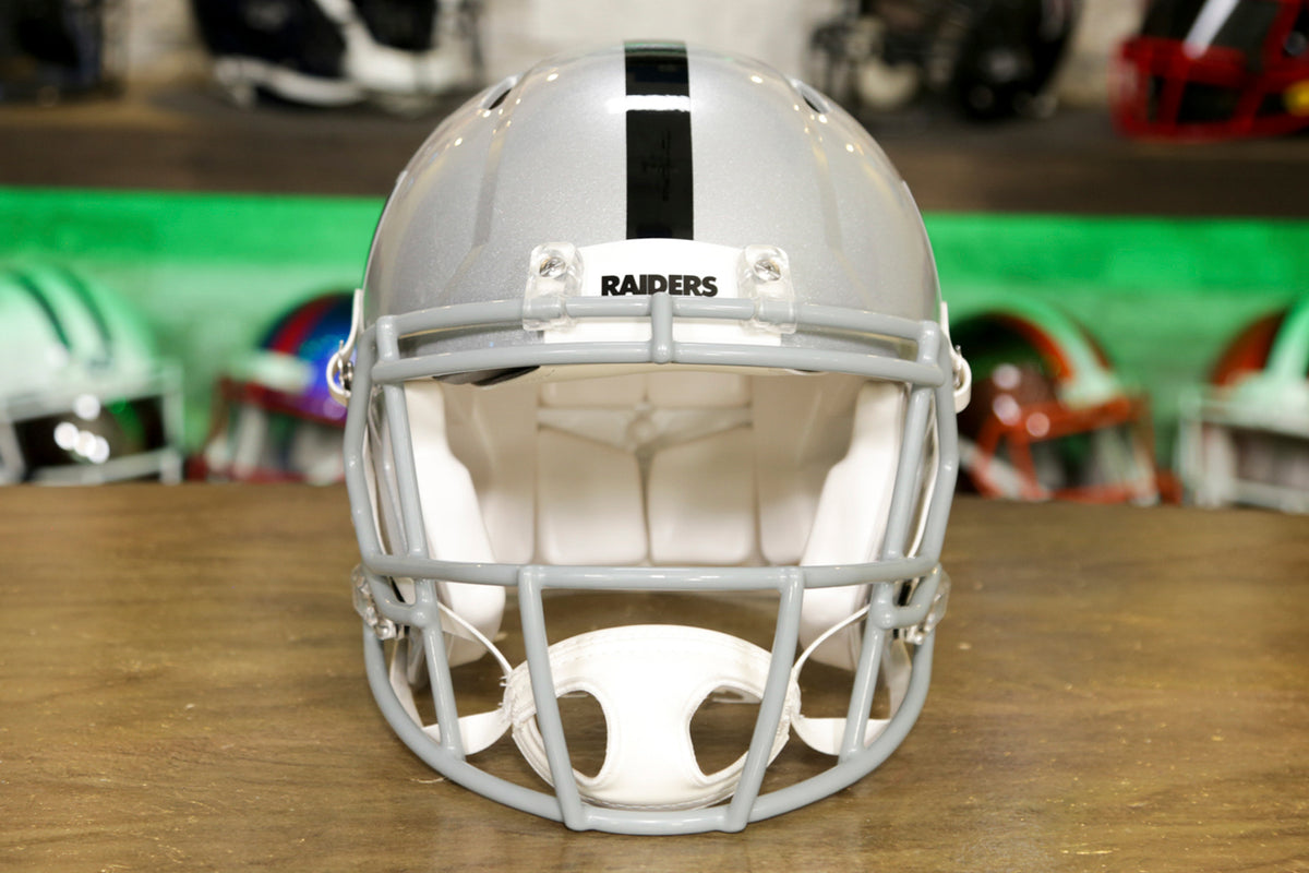 Riddell NFL Las Vegas Raiders Speed Authentic Football Helmet