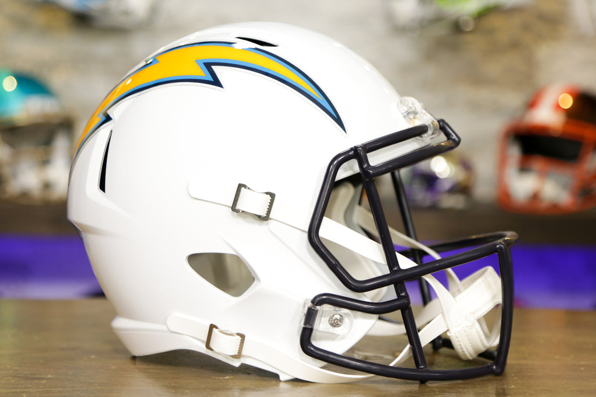 Los Angeles Chargers Replica Speed 2007 - 2018, Throwback Helmets, NFL, Collectibles, Open Catalogue