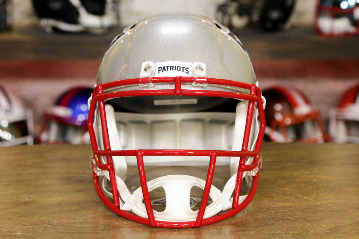 New England Patriots Unsigned Riddell FLASH Alternate Revolution Speed  Replica Football Helmet