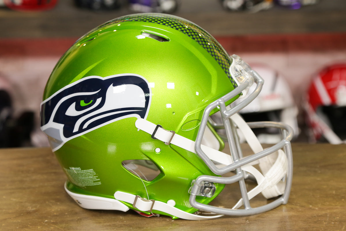 : Riddell Seattle Seahawks Replica Mini Helmet : Sports