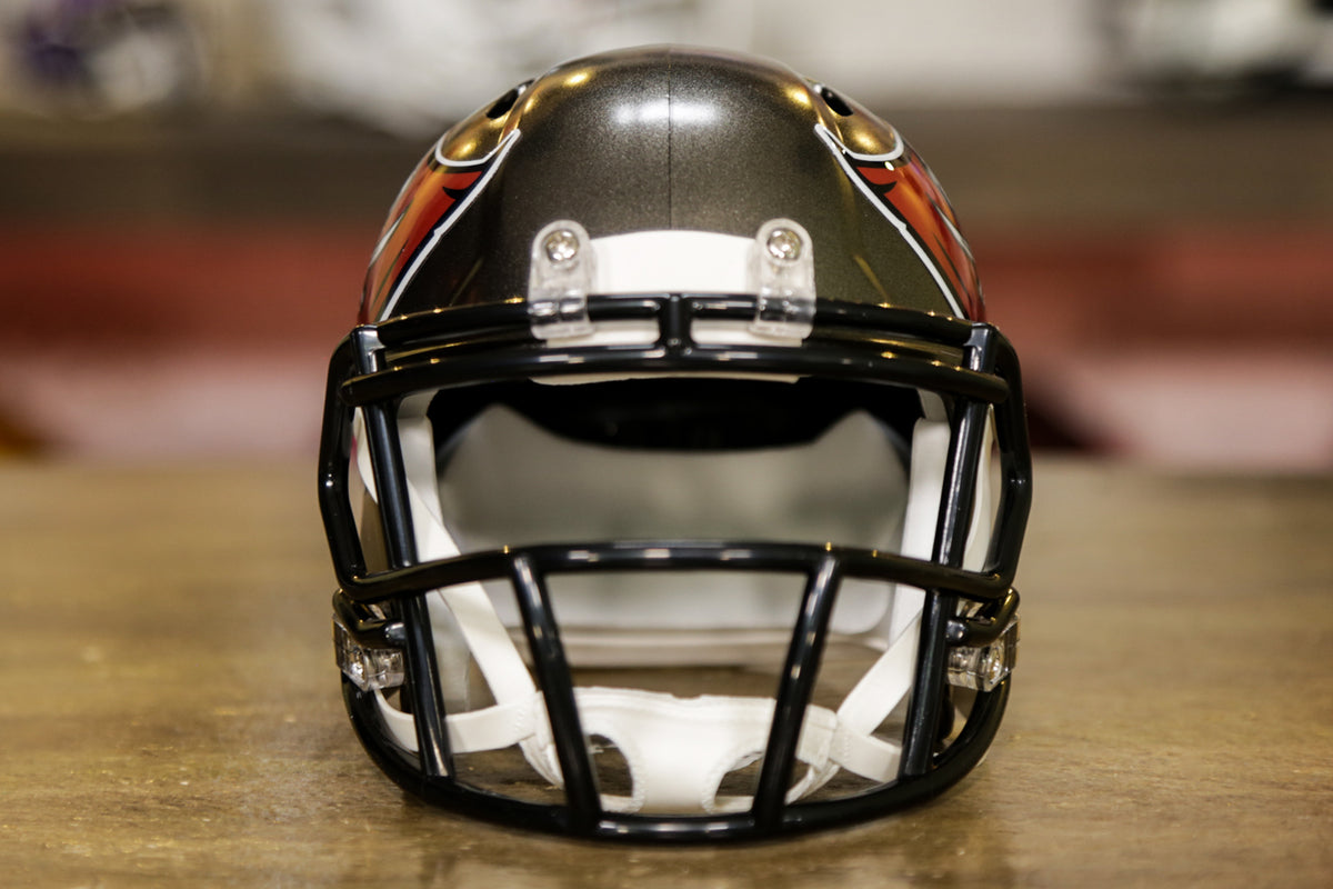 Riddell Tampa Bay Buccaneers 1997-2013 Throwback Speed Mini Helmet