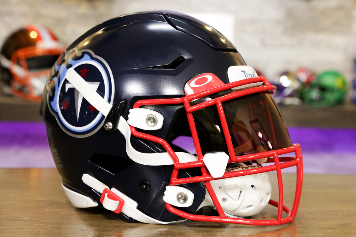 Tennessee Titans Riddell Speed Replica Helmet - 1999-2017 Throwback – Green  Gridiron, Inc.