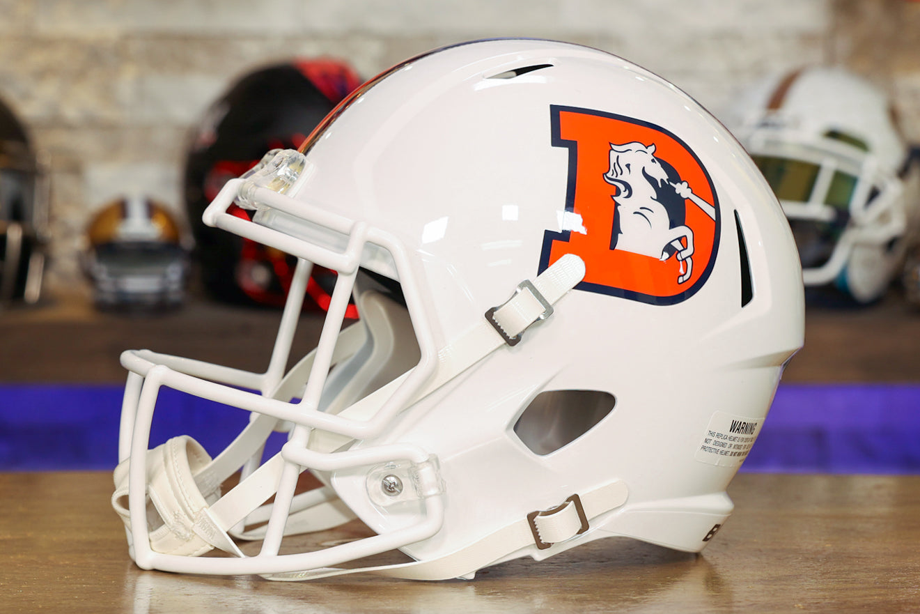 Denver Broncos: Do fans like this alternate helmet design?