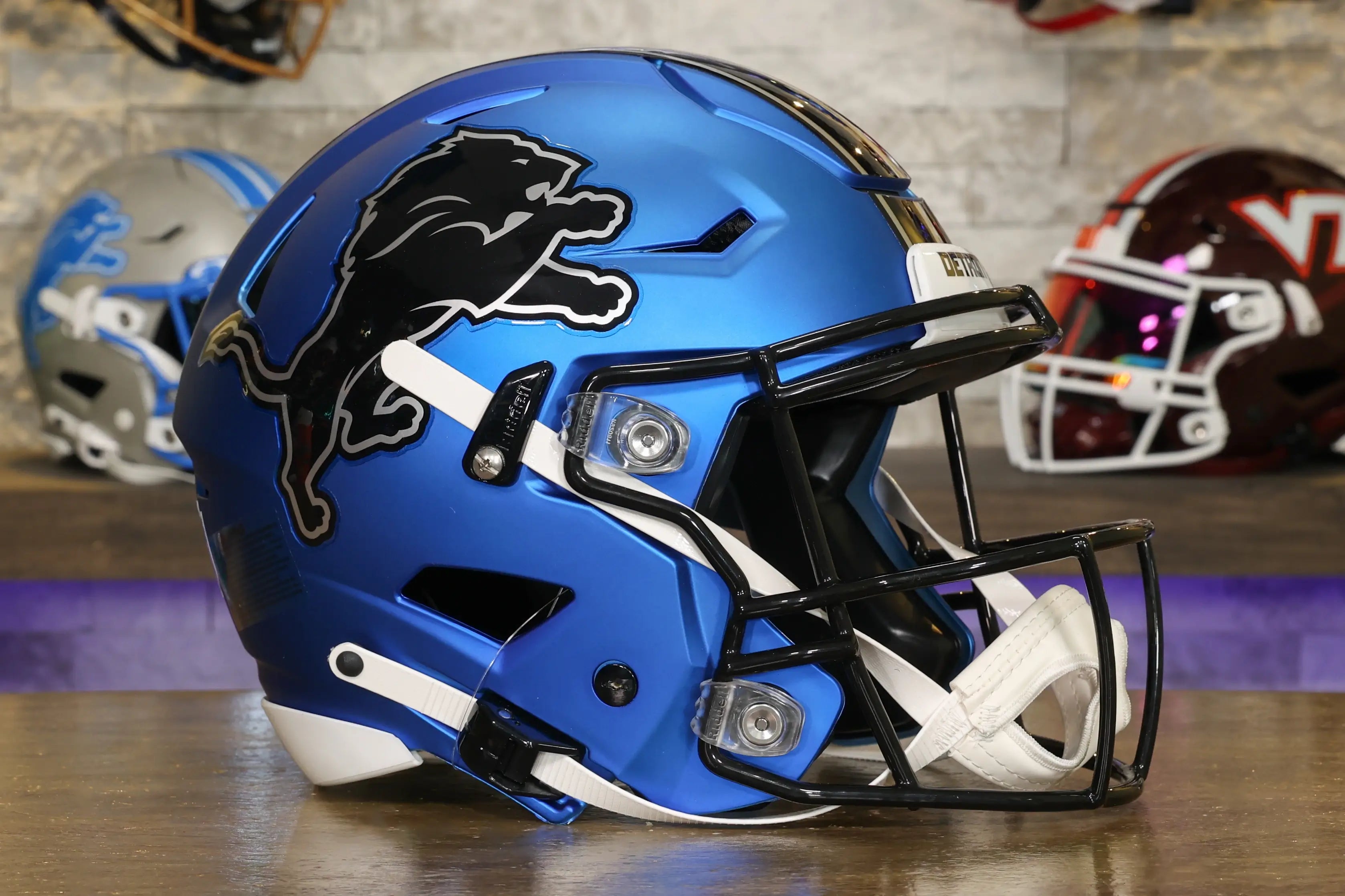 Detroit Lions Riddell SpeedFlex Helmet - Alternate #2