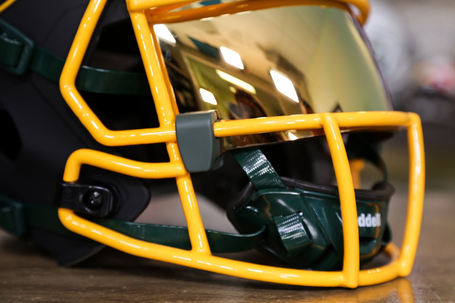 Green Bay Packers Riddell Speed Replica Helmet - Flash – Green Gridiron,  Inc.