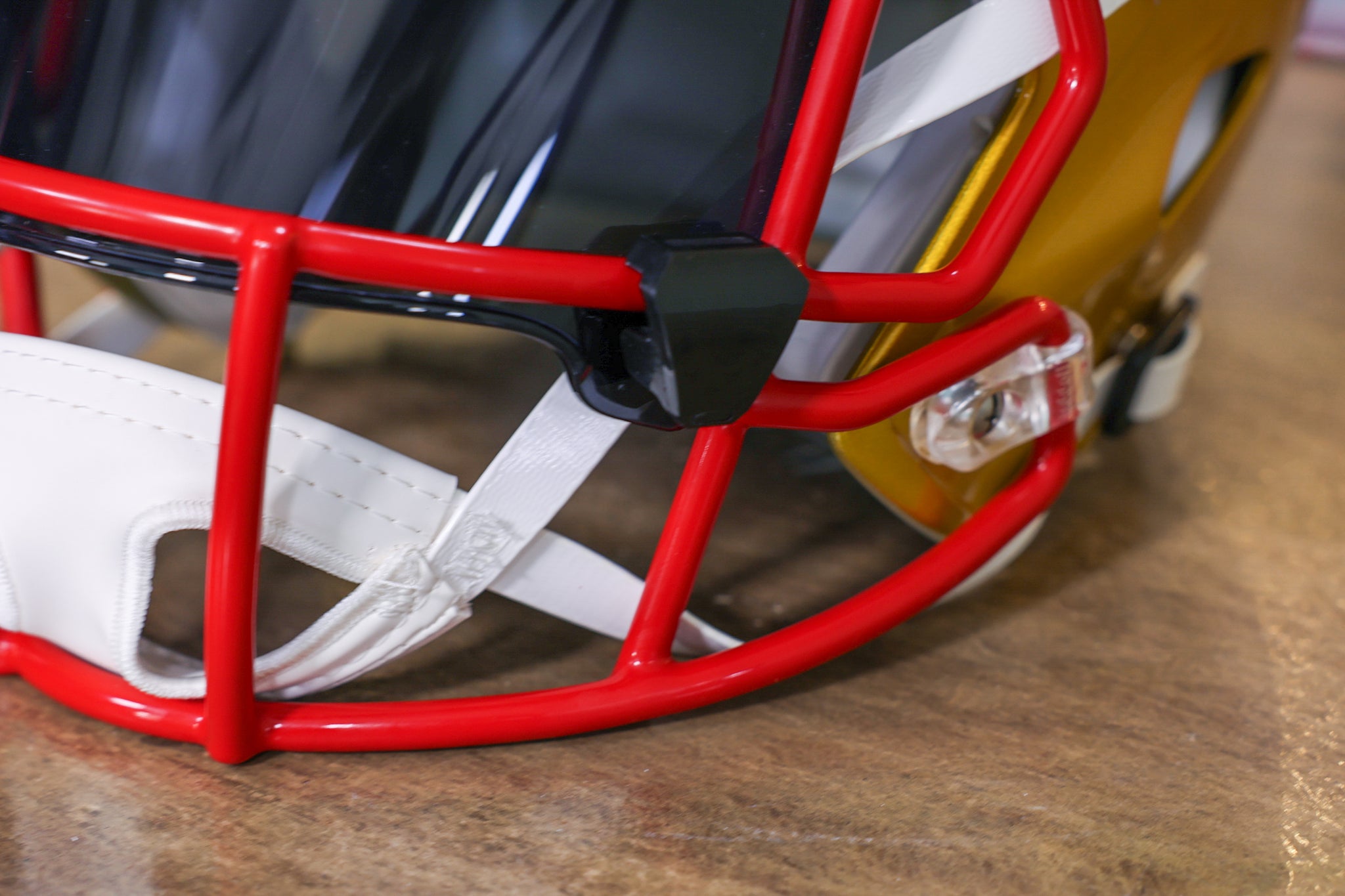 Kansas City Chiefs Riddell Speed Replica Helmet - GG Edition