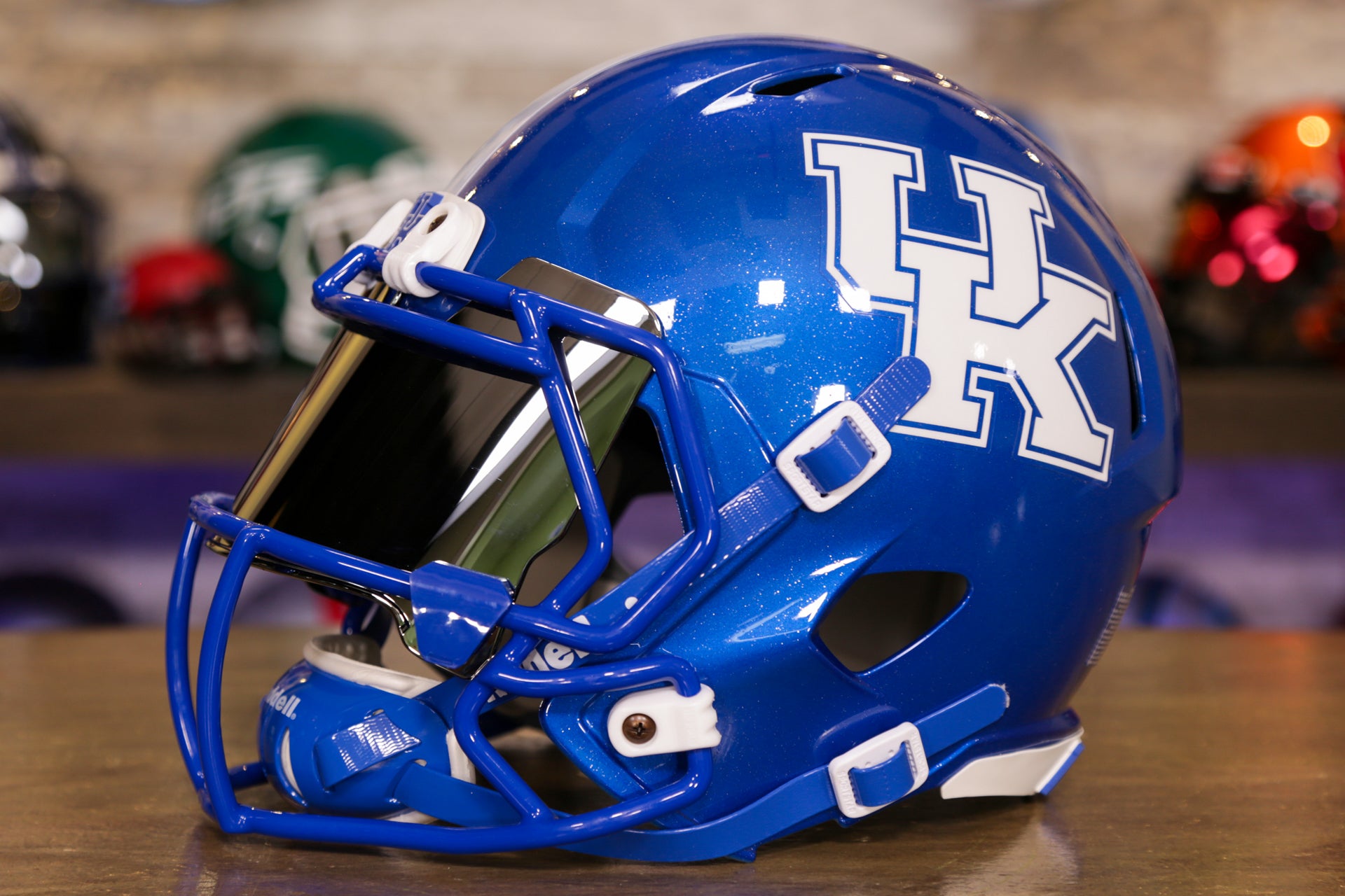 Kentucky Wildcats 2021-2022 Riddel Speed