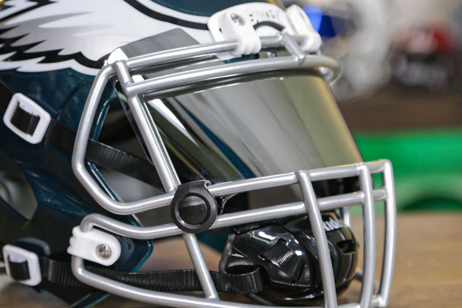 Philadelphia Eagles Riddell Speed Replica Helmet - GG Edition