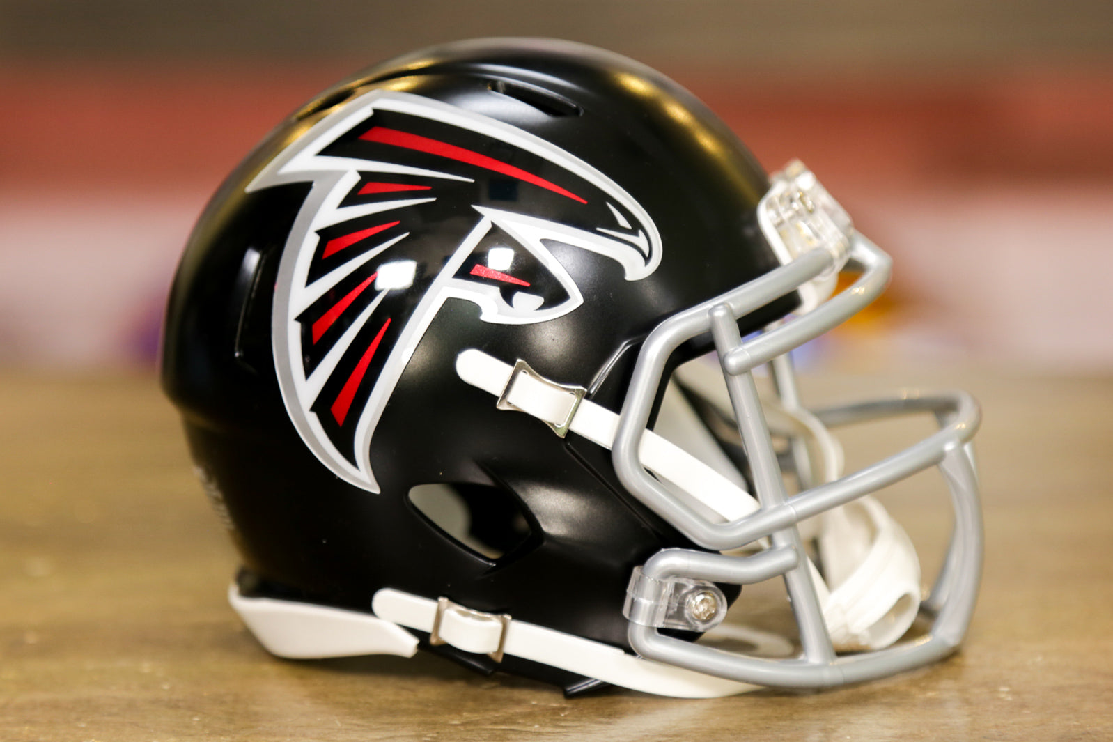 Atlanta Falcons Riddell Speed Mini Helmet