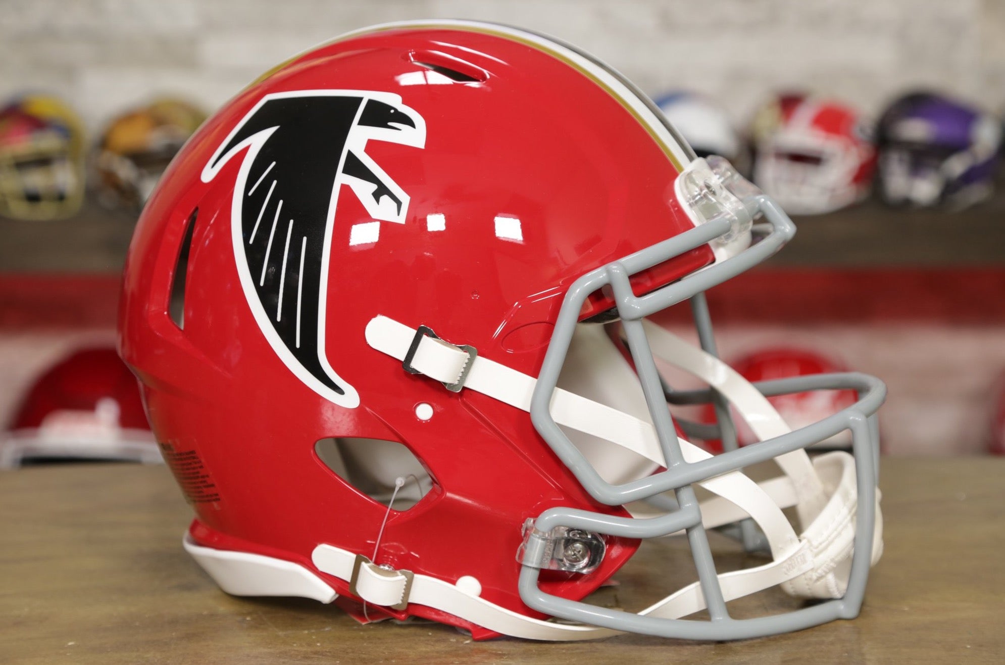 Casco auténtico Riddell Speed ​​de los Atlanta Falcons - Retroceso de 1966-1969