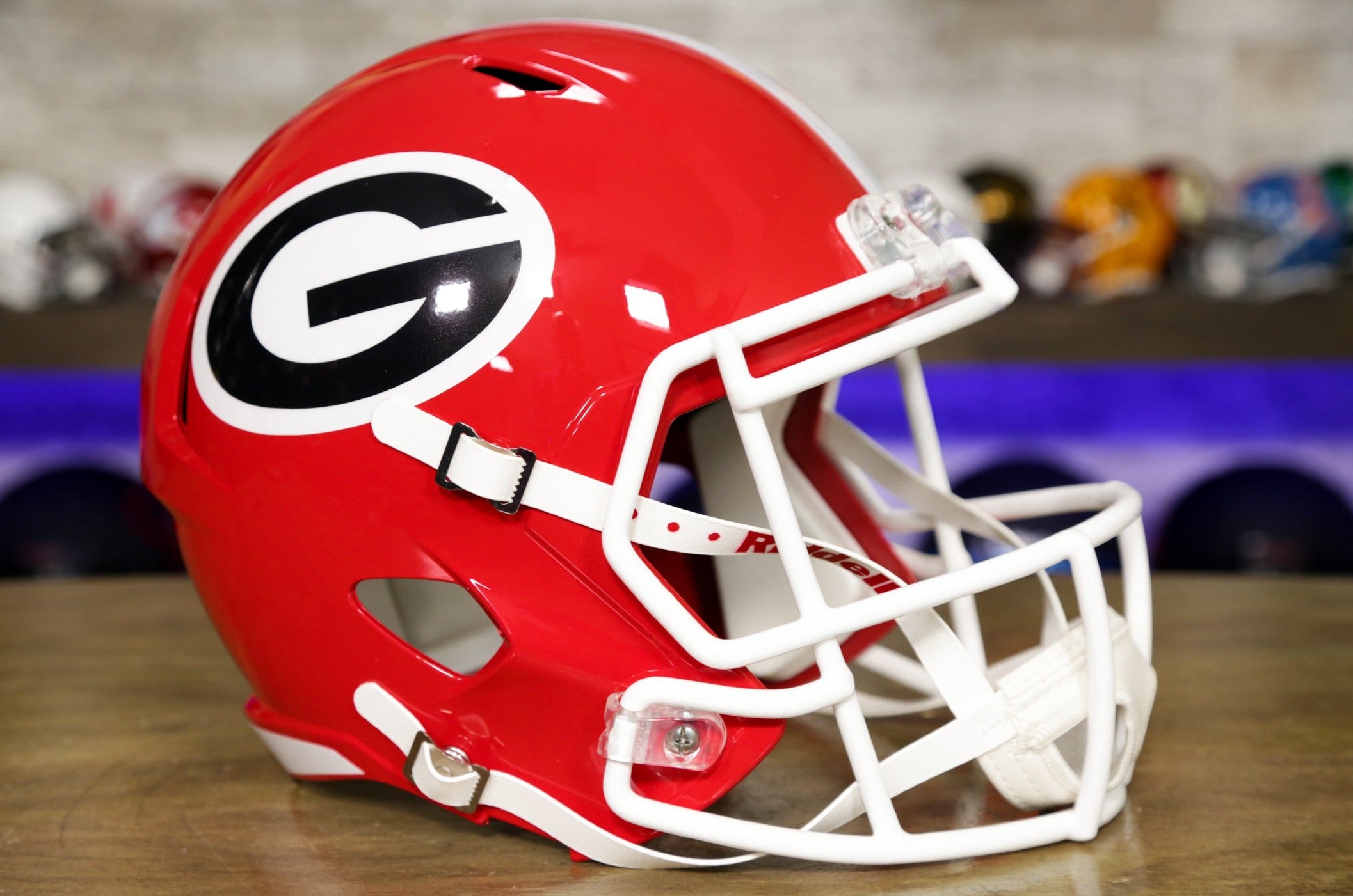 Georgia Bulldogs Riddell Speed Replica Helmet