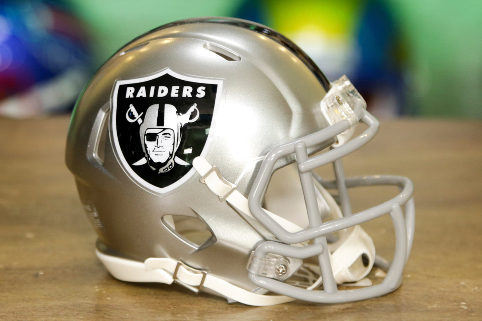 Minicasco Riddell Speed ​​de Los Vegas Raiders - Flash