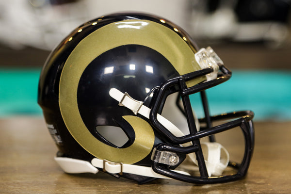 Los Angeles Rams Riddell Speed Mini Helmet - 2017-2019 Throwback – Green  Gridiron, Inc.