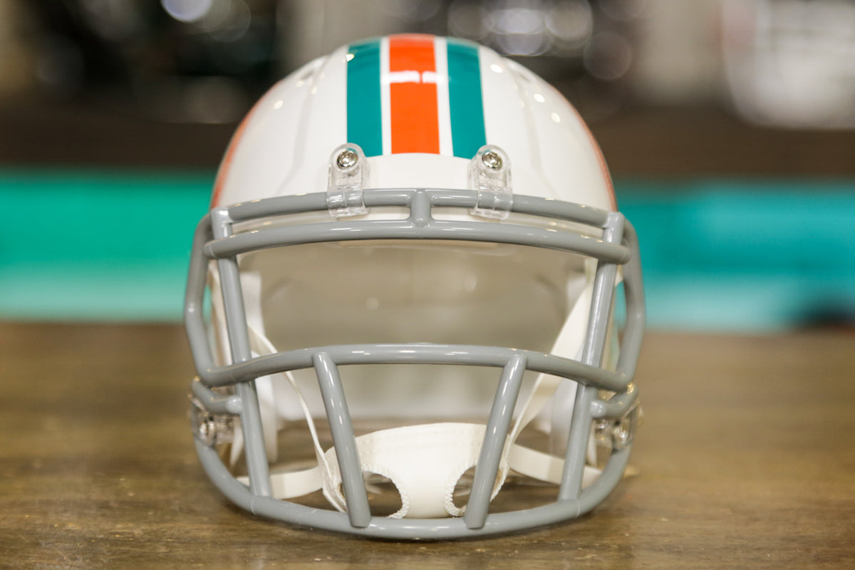 Miami Dolphins Riddell Speed Replica Helmet - 1969-1973 Throwback – Green  Gridiron, Inc.