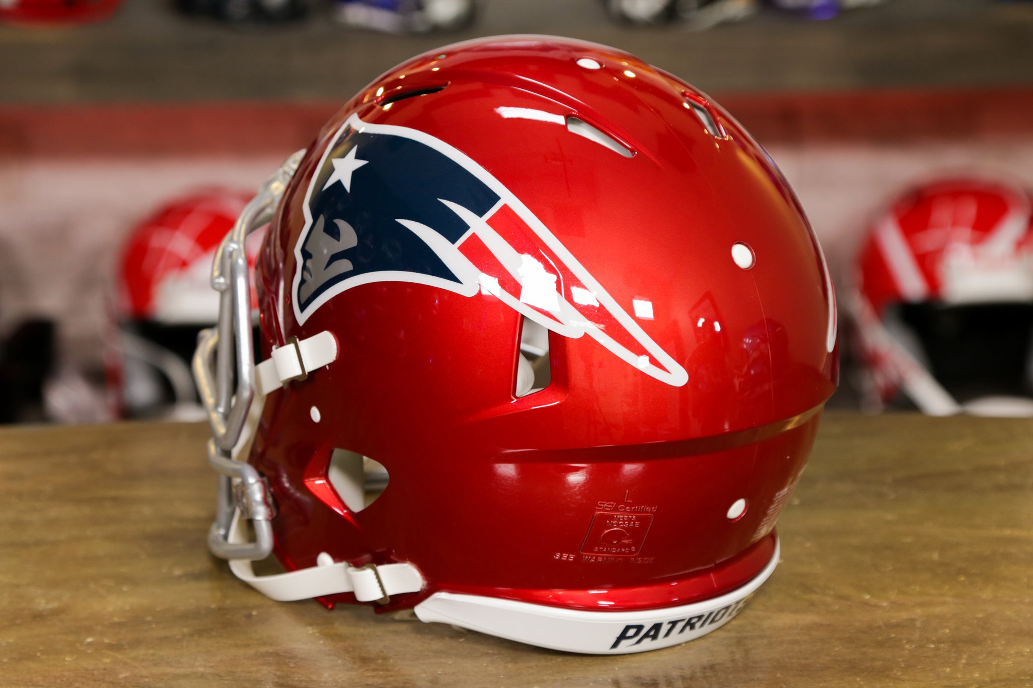 Riddell 9585562842 New England Patriots Replica Full Size Speed Style Flash Alternate Helmet