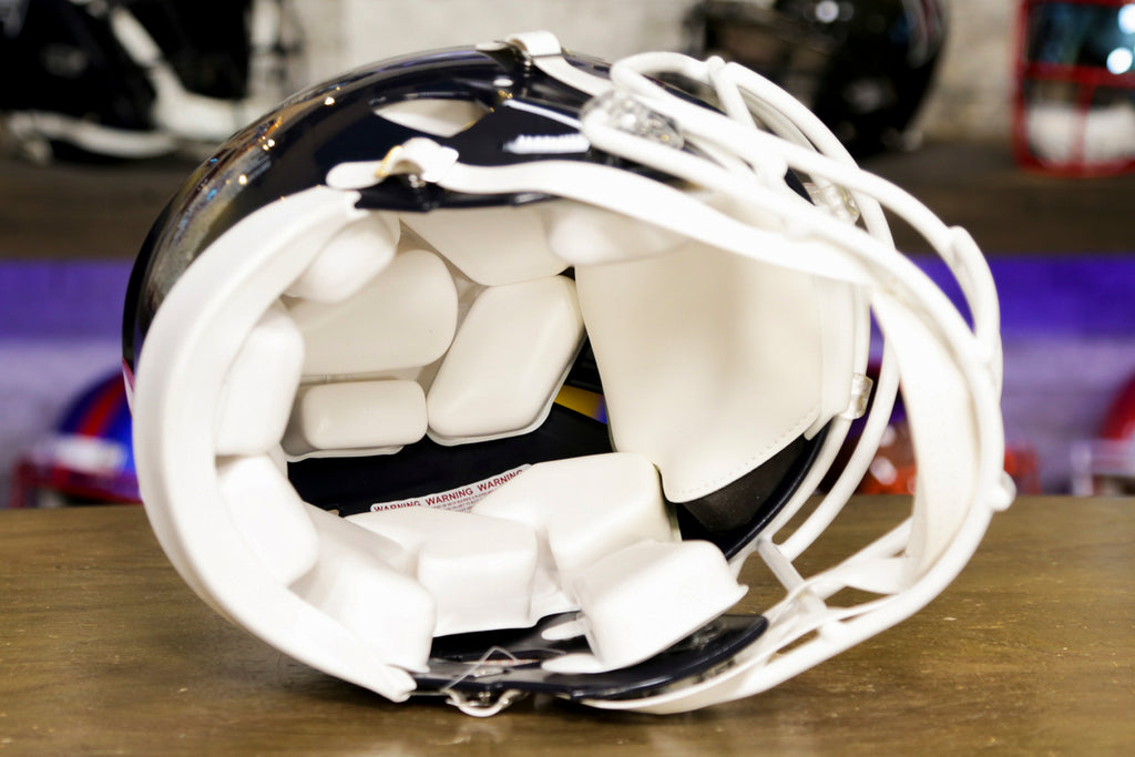 New York Giants Riddell Speed Authentic Helmet - 1981-1999 Throwback –  Green Gridiron, Inc.