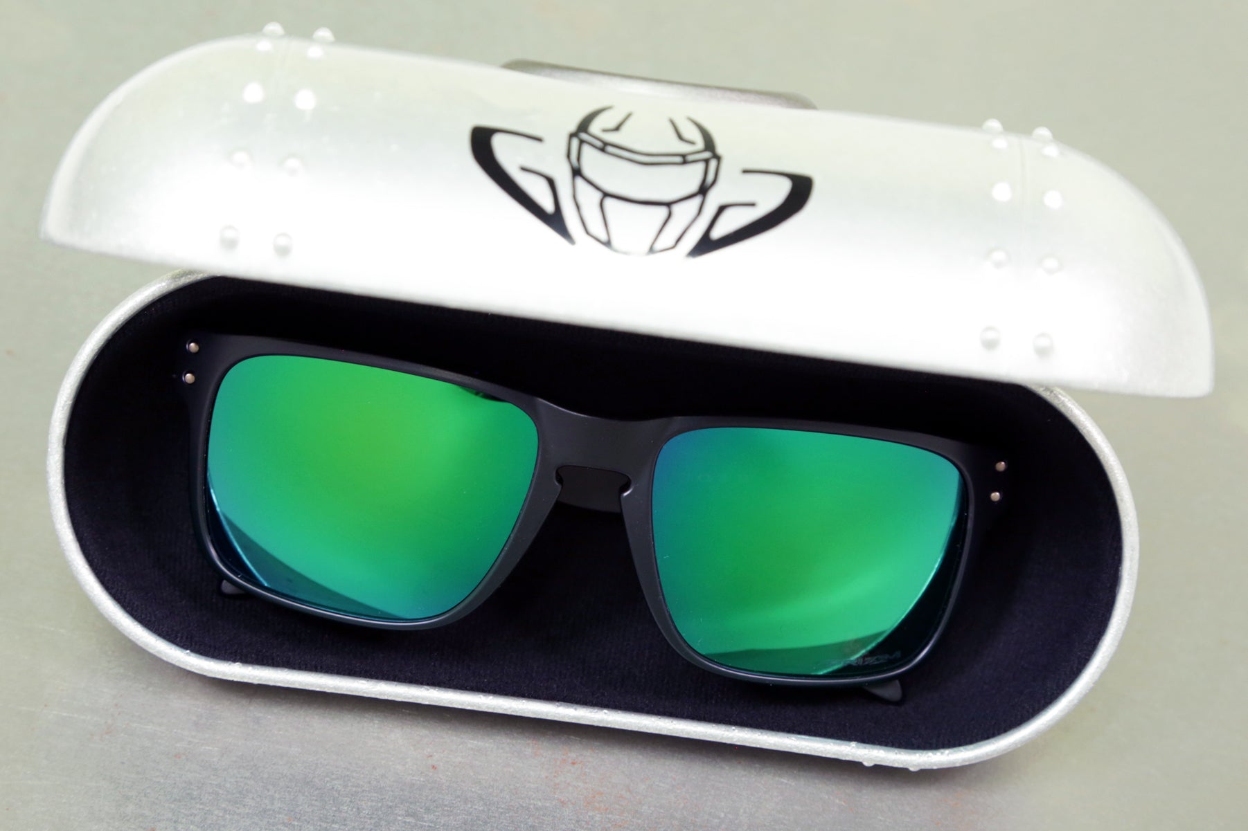 Oakley holbrook green polarized best sale