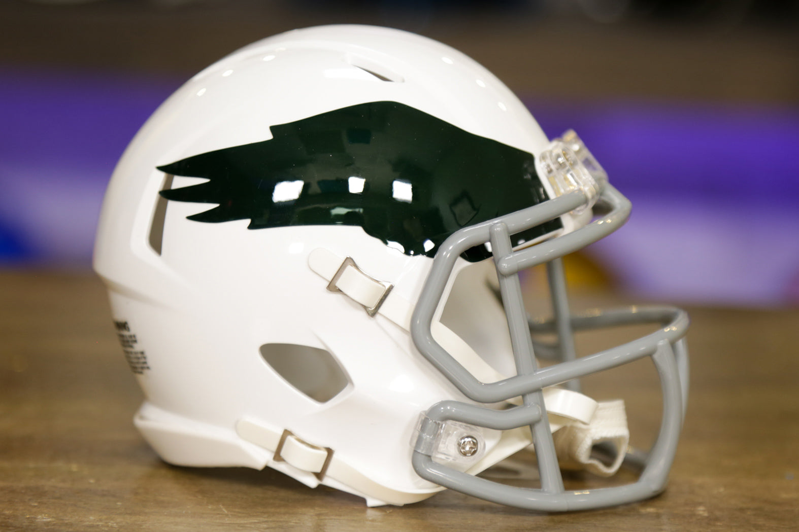 Philadelphia Eagles Riddell Speed Mini Helmet - 1969-1973 Throwback