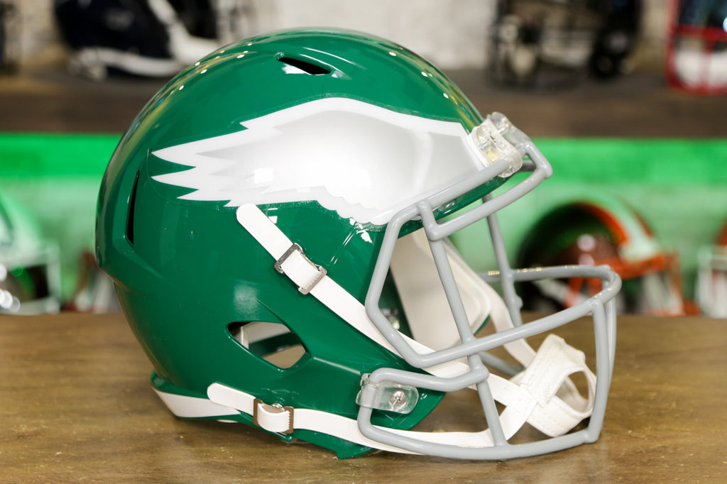 Philadelphia Eagles Riddell Speed Replica Helmet - 1974-1995 Throwback –  Green Gridiron, Inc.