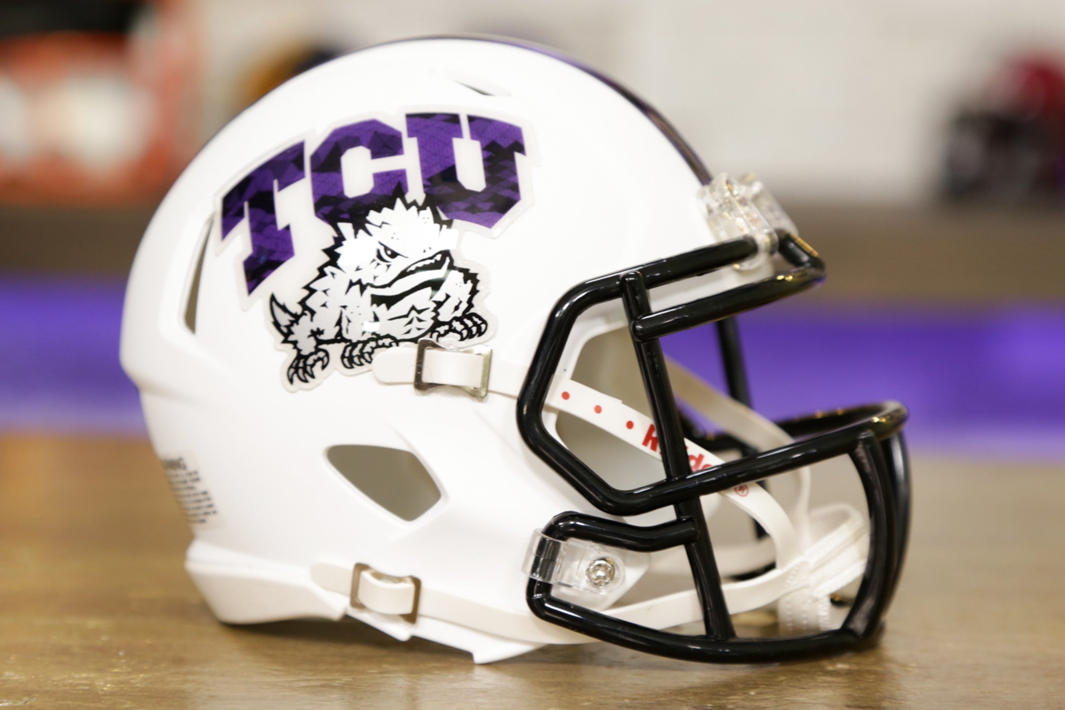 Minicasco TCU Horned Frogs Riddell Speed ​​- Piel de rana