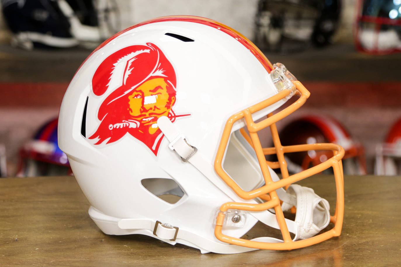 Tampa Bay Buccaneers Riddell Speed Replica Helmet - 1976-1996 Throwback